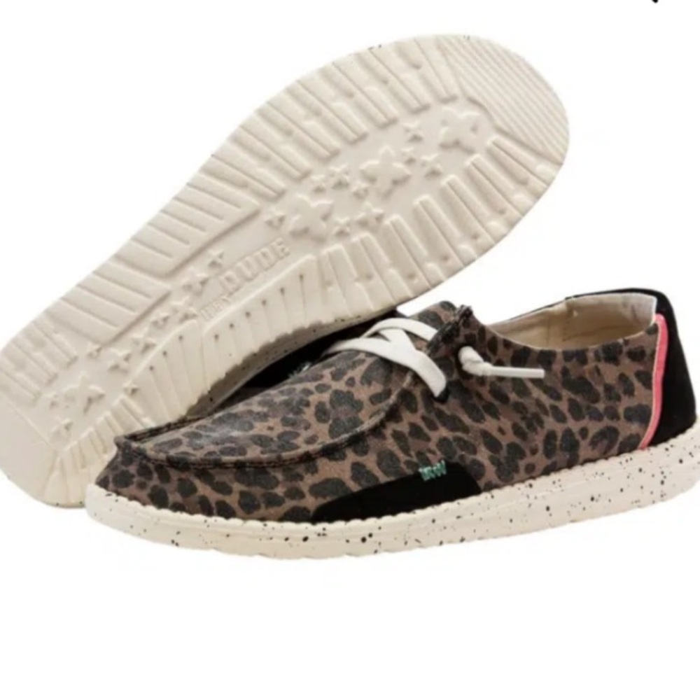 NWOB Hey Dude Wendy Slip On in Jungle Brown US Womens size 7/EU 38